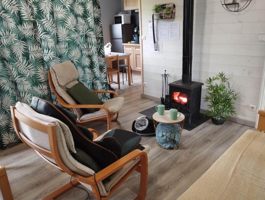 Gite N°4, En Pleine Nature, Frontalier Signy-le-Petit Екстериор снимка